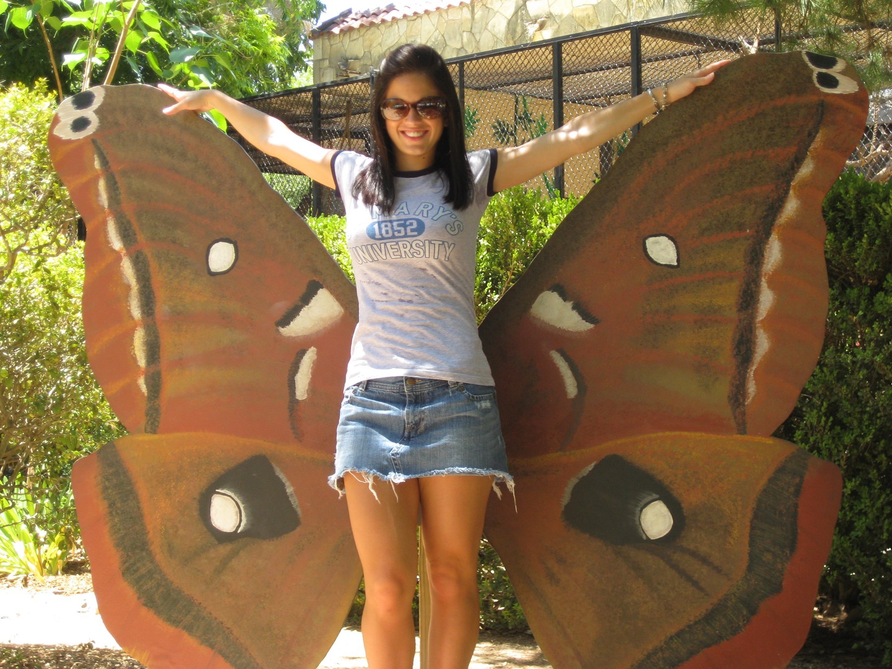 i am an easygoing someone, a peace maker,i am honest,sincere,loyal,caring and supportive