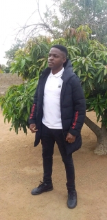 i am a humble person who love to explore and i am a bubbly person
