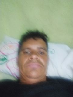 soy moreno mido uno setenta y sinco y soy un buen acompañante que teara la vida muy feliz