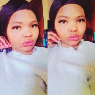 Cool gal 💅