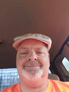 Just a simple single guy looking for a simple single girl