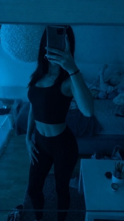 fuballerrin,gym,boxen