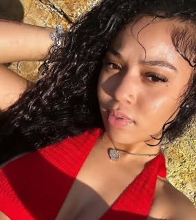 “I’m just a simple, caring woman looking for something genuine and meaningful. I value honesty, loyalty, communication, and treating each other with respect. I’m not looking for games or anything temporary—I want to build a real connection with someone who is willing to give the same love and effort they expect in return. ❤️”