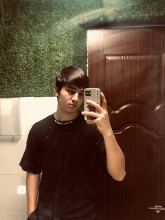 Hi, nice to meet you here I am single . I want to search a relationship.. you chat me any time .