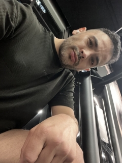 Looking for a hot time now