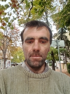 Търся сериозна връзка или брак.
