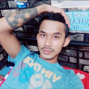 profile image Emcy Matthews