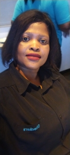 i am mother of 3 bubbly but short tempered ngithanda kakhulu u god