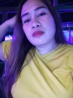 im a soloparent of 4 lovely kids im a  chubby girl❤