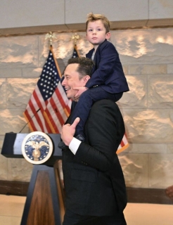 i\'m elon musk from usa