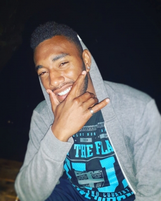 i want a true,honest, and caring gf