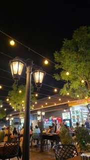 im someone who genuinely cares about people. i try to treat everyone with respect and kindness, eve