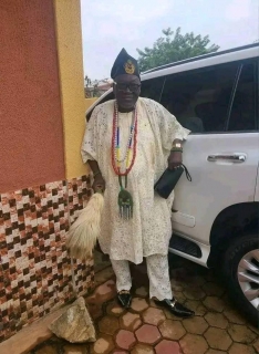 i’m ifayemi if you need anything help