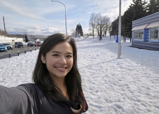 i am 23 years old. half chinese and filipina. born and raised in philippines and migrated to california last 2024. i am a registered nurse. i came from a very big family ( and i am the youngest  among my siblings). i am here on a dating app because i got so curious about it. i am not desperate  but i am very picky. i want to meet a guy who is tall , has a nice smile, family oriented, funny,  has a good heart and soul. thank you.