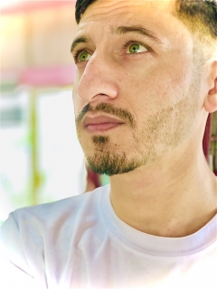 profile-image johnyjohnn