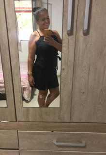 divorciada, mãe e com senso de humor em dia 😄 filho eu já tenho… agora procuro um homem solteiro de verdade 😂”
“mãe, divorciada e vacinada contra enrolação 💁‍♀️ se for comprometido, aqui não é seu lugar.”
“tenho um filho incrível, uma vida resolvida e zero paciência pra homem ocupado (com outra) 😂”