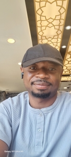 make from ghana and resident in incheon looking for friends to connect with