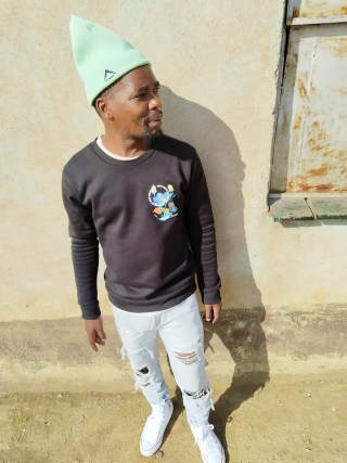 i am a very nice person, i care for every single person, i am always in time i talk a lot