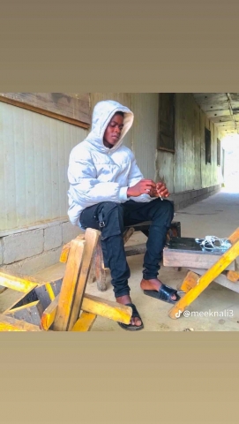 not pretty boy but i ain\'t ugly