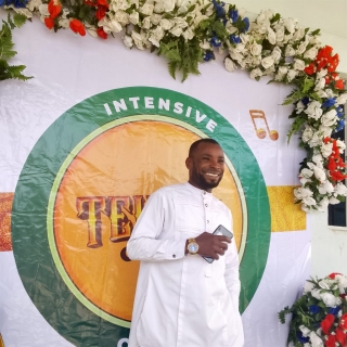 i am me.  fun to be with you always have my heart with your beautiful character ðŸ’–
i dislike fake vibes.