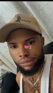 confident soul with a kind heart. i value real vibes, loyalty, laughter, and good energy.