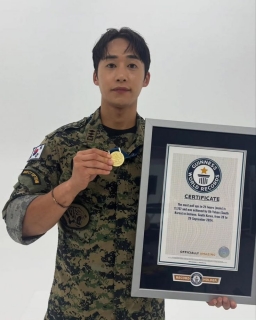 i love my friends and family 🌹❣️🥂