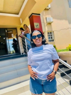 profile-image precious