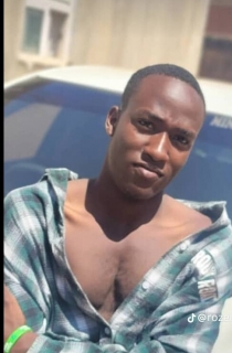 profile-image rozen aisht