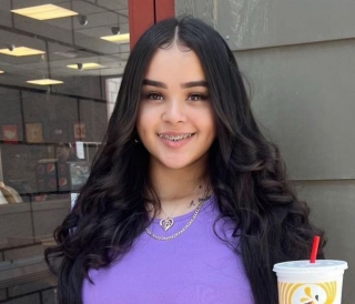 hlet\'s make friends here feel free to message me anytime i\'d love to chat and get to know you better