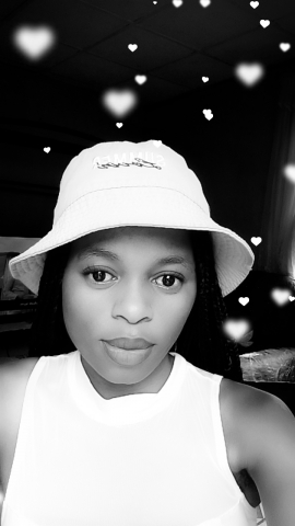 i\'m zama thandoe ngwenya, i\'m 32 years old, i\'m confident person and i always believe in my self for everything that i do, here i\'m looking for a perfect partner whose gonna love me and me loved him too.